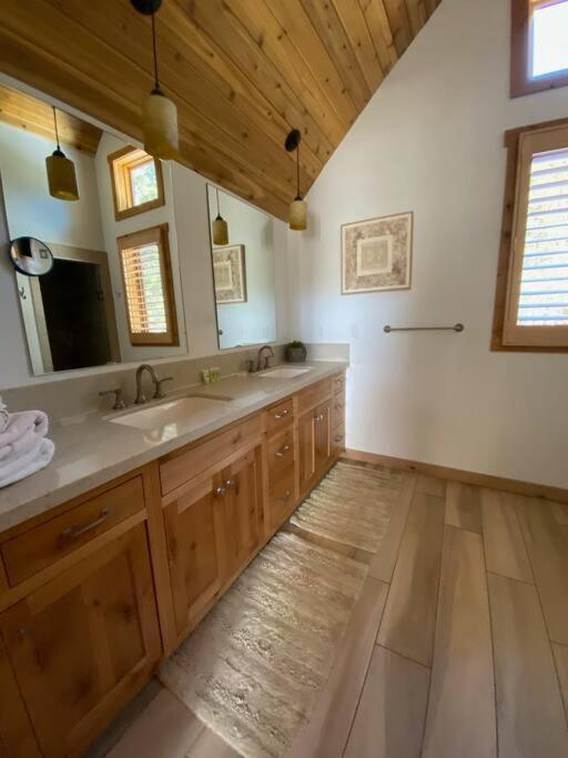 Familyfuncabin Tahoma Ngoại thất bức ảnh